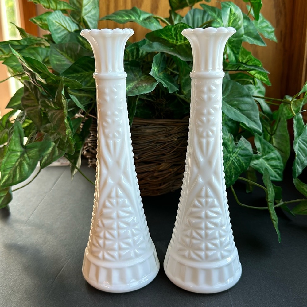 9”Milk Glass Bud Vases Stars & Bars Vintage Pair